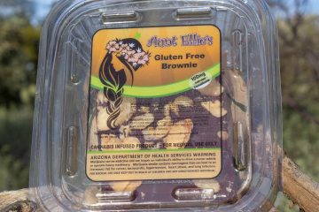 Aunt_Ellies-Gluten_Free_Brownie-Almonds-100mg-Halo_Infusions